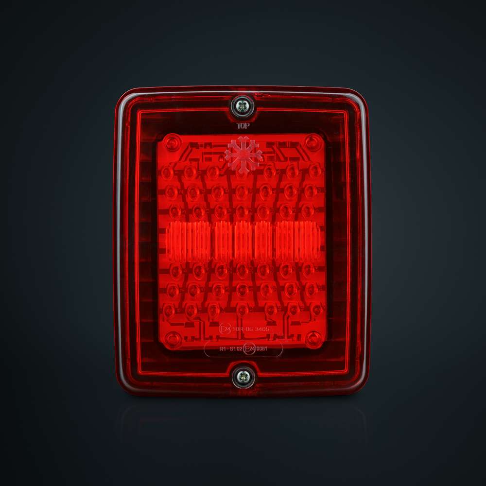 IZE LED - Feu Arrière Rouge Carré