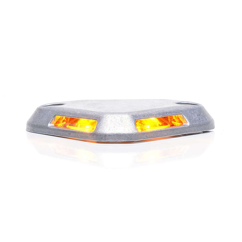 Strands Rear Directional Indicator Light – Heavy-Duty Metal Turn Signal for Commercial Vehicles