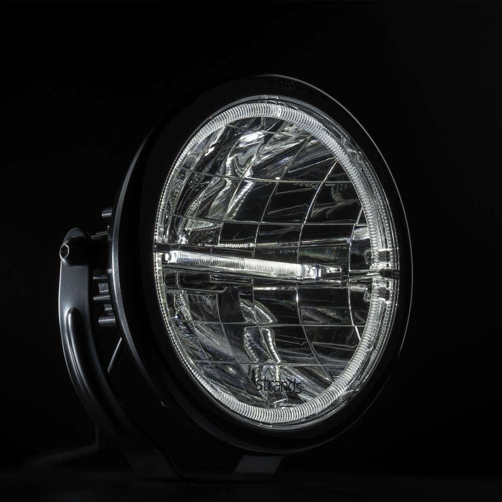 Ambassador 9" Long Range LED Driving Light – 70W High Performance Off-Road Light