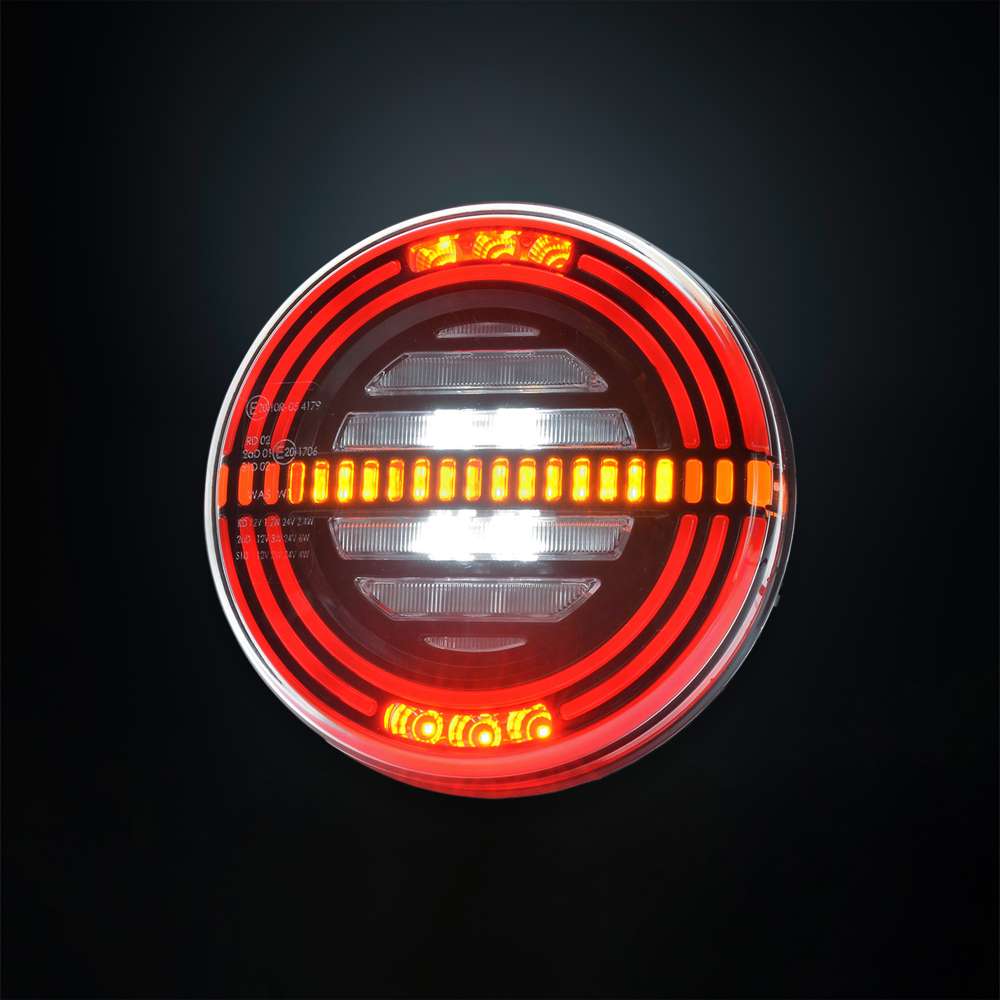Feu Arrière STRANDS 5 Fonctions Rond Universel LED