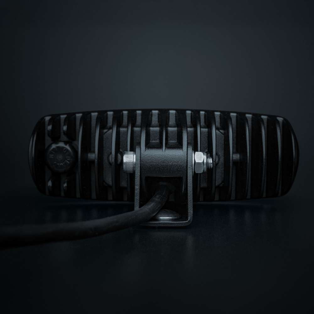 NUUK E-Line Black R Feu de Recul LED 13W