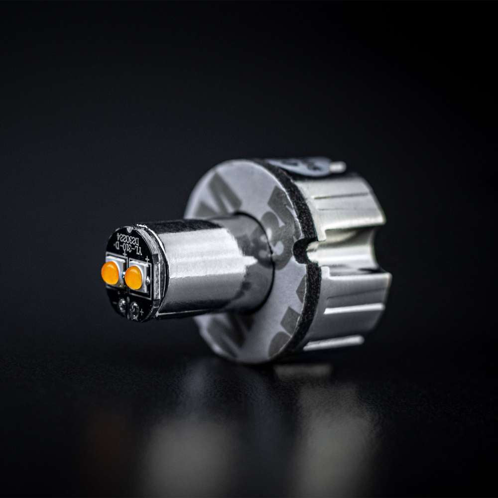 Strands Mini LED Warning Light – Orange T10 Strobe Bulb