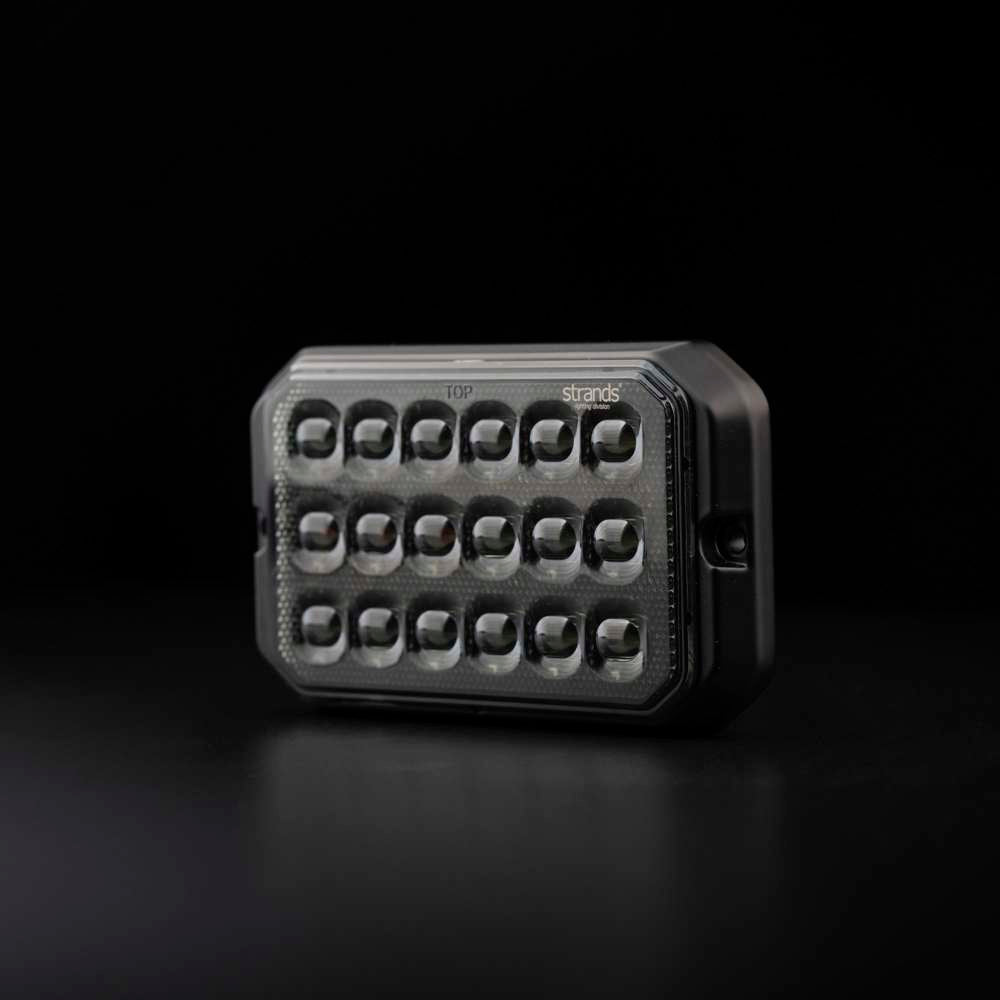 DARK KNIGHT DUO Stroboscope 18 LED – 20 Modes Flash IP67/IP69K