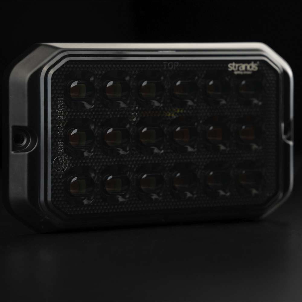 DARK KNIGHT DUO Stroboscope 18 LED – 20 Modes Flash IP67/IP69K