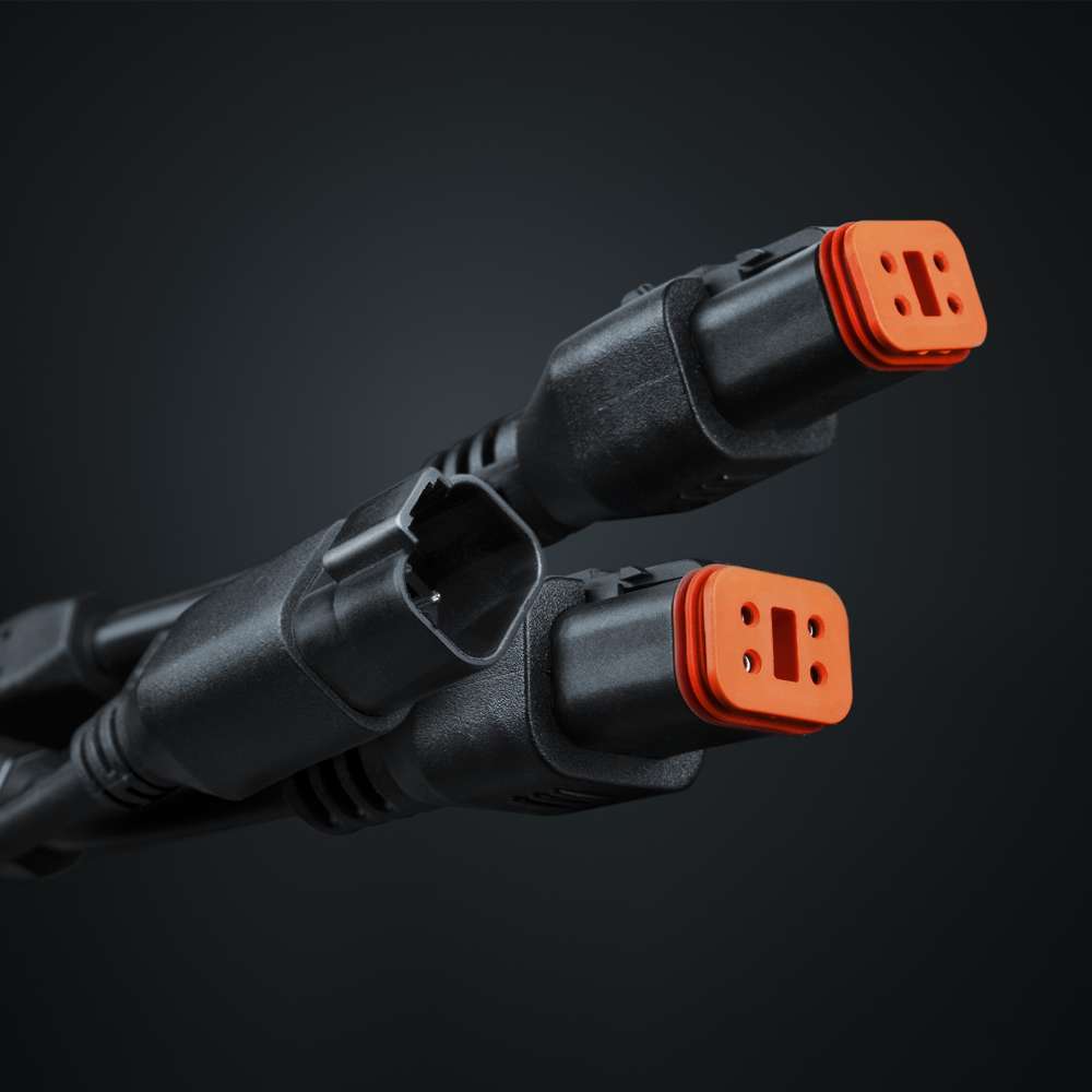 STRANDS PRO DT4 Splitter Cable 1 to 2 – 150W Max for LED Lighting