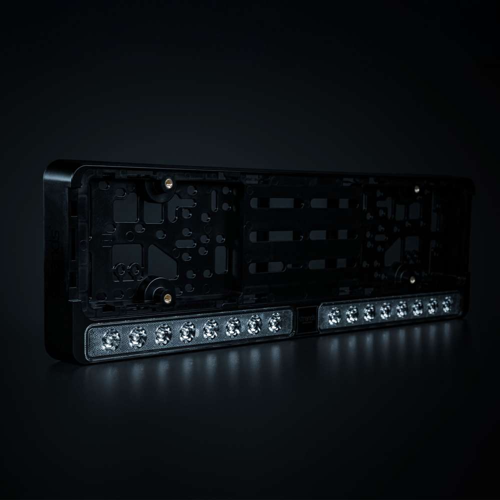 NUUK E-Line Duo DK LED Light Bar with Integrated License Plate Bracket