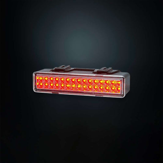 Feu Antibrouillard Arrière LED Rectangulaire STRANDS – Signalisation Fiable pour les Conditions de Faible Visibilité