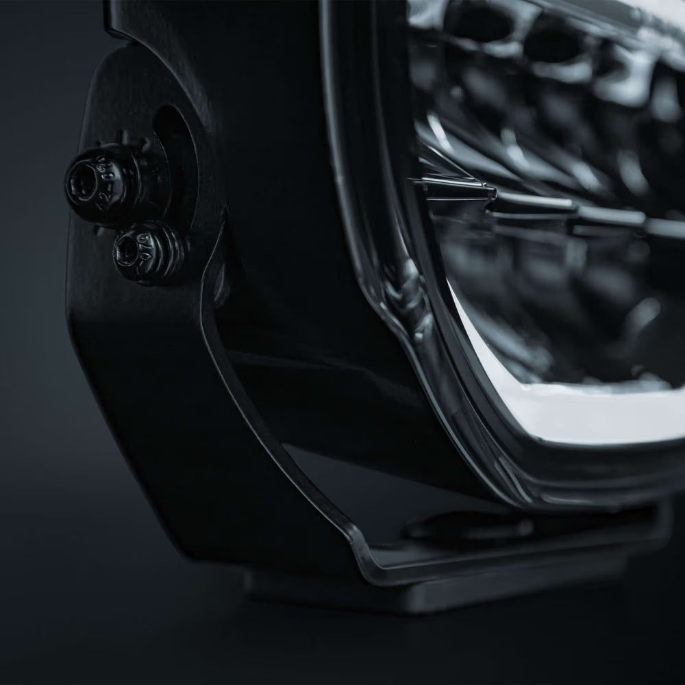 NUUK D-LINE DRIVING LIGHT 9"